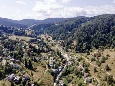 Bulgaristan 'ın Filibe Bölgesi, Otantik 19. yüzyıl evleriyle Sitovo Köyü' nün inanılmaz manzarası