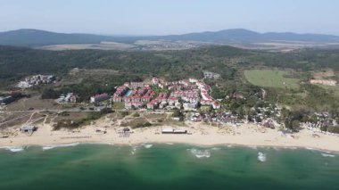 Bulgaristan 'ın Burgaz Bölgesi Sozopol yakınlarındaki Smokinya Plajı' nın hava manzarası 