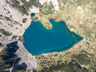 Bulgaristan 'ın Banderitsa Bölgesi yakınlarındaki Pirin Dağı' nın şaşırtıcı hava manzarası