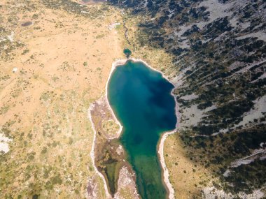 Bulgaristan 'ın Balık gölleri yakınlarındaki Rila Dağı' nın şaşırtıcı hava manzarası
