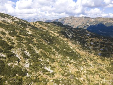 Bulgaristan 'ın Balık gölleri yakınlarındaki Rila Dağı' nın şaşırtıcı hava manzarası