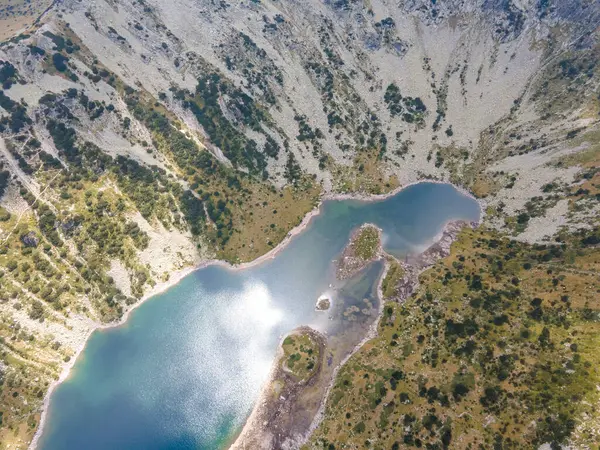 Bulgaristan 'ın Balık gölleri yakınlarındaki Rila Dağı' nın şaşırtıcı hava manzarası