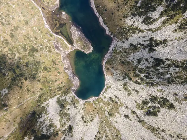 Bulgaristan 'ın Balık gölleri yakınlarındaki Rila Dağı' nın şaşırtıcı hava manzarası