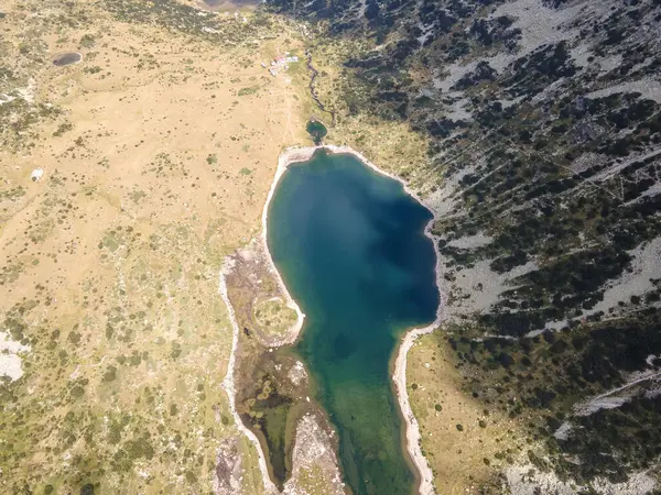 Bulgaristan 'ın Balık gölleri yakınlarındaki Rila Dağı' nın şaşırtıcı hava manzarası