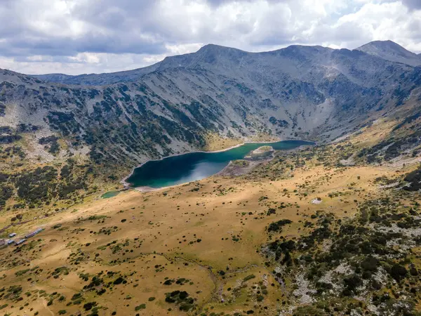 Bulgaristan 'ın Balık gölleri yakınlarındaki Rila Dağı' nın şaşırtıcı hava manzarası