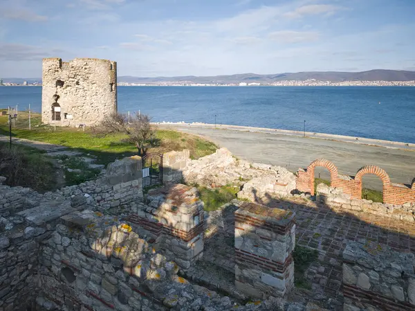 Bulgaristan 'ın Burgaz Bölgesi' nin Nessebar kentinin Büyüleyici Panoraması