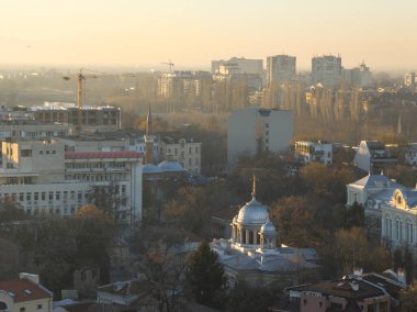 Bulgaristan 'ın Nebet Tepe tepesinden Filibe kentinin şaşırtıcı Günbatımı Panoraması