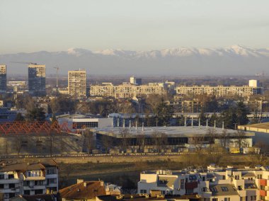 Bulgaristan 'ın Nebet Tepe tepesinden Filibe kentinin şaşırtıcı Günbatımı Panoraması