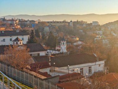 Bulgaristan 'ın Nebet Tepe tepesinden Filibe kentinin şaşırtıcı Günbatımı Panoraması