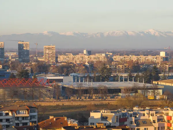 Bulgaristan 'ın Nebet Tepe tepesinden Filibe kentinin şaşırtıcı Günbatımı Panoraması