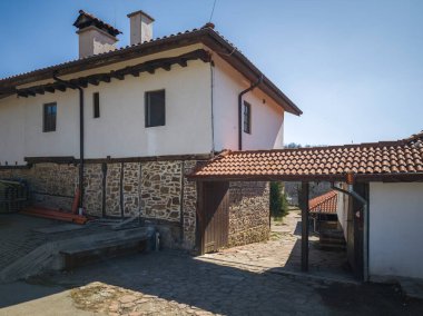 Bulgaristan 'ın Pernik Bölgesi, St. Kozma ve Damyan Ortaçağ Tsarnogorski (Gigintsi) manastırı Panoraması