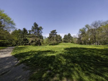 Bulgaristan 'ın Sofya kentindeki South Park' ın Muhteşem Bahar Panoraması