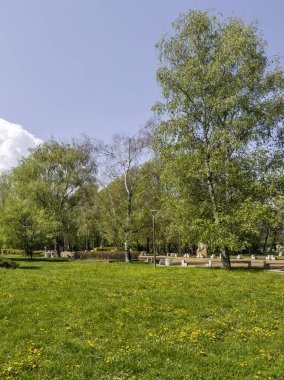 Bulgaristan 'ın Sofya kentindeki South Park' ın Muhteşem Bahar Panoraması