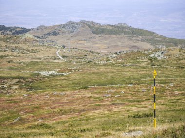 Bulgaristan 'ın Cherni Vrah zirvesi yakınlarındaki Vitosha Dağı' nın şaşırtıcı sonbahar manzarası