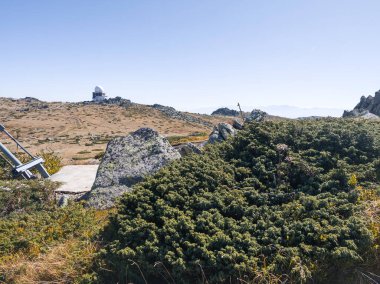 Bulgaristan 'ın Cherni Vrah zirvesi yakınlarındaki Vitosha Dağı' nın şaşırtıcı sonbahar manzarası