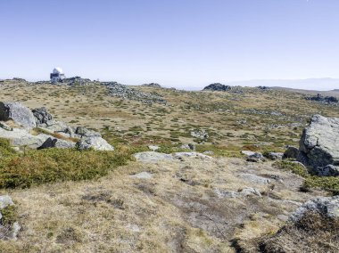 Bulgaristan 'ın Cherni Vrah zirvesi yakınlarındaki Vitosha Dağı' nın şaşırtıcı sonbahar manzarası