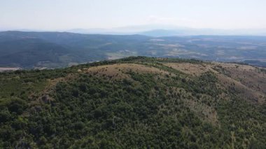 Rudina Dağı, Pernik Bölgesi, Bulgaristan 'ın İnanılmaz Yaz Manzarası