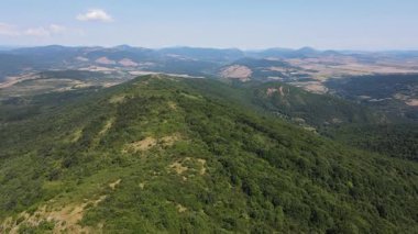 Rudina Dağı, Pernik Bölgesi, Bulgaristan 'ın İnanılmaz Yaz Manzarası
