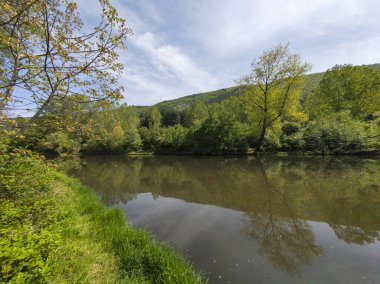 Pancharevo Gölü Bahar Manzarası, Sofya Şehir Bölgesi, Bulgaristan