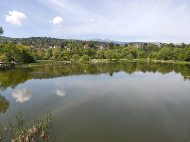 Pancharevo Gölü Bahar Manzarası, Sofya Şehir Bölgesi, Bulgaristan