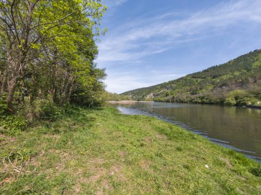 Pancharevo Gölü Bahar Manzarası, Sofya Şehir Bölgesi, Bulgaristan