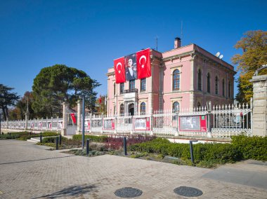 EDIRNE, TURKEY - Kasım 02, 2024: Edirne şehir merkezinin panoramik manzarası, Doğu Trakya, Türkiye