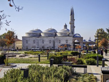 EDIRNE, TURKEY - Kasım 02, 2024: Edirne şehir merkezinin panoramik manzarası, Doğu Trakya, Türkiye