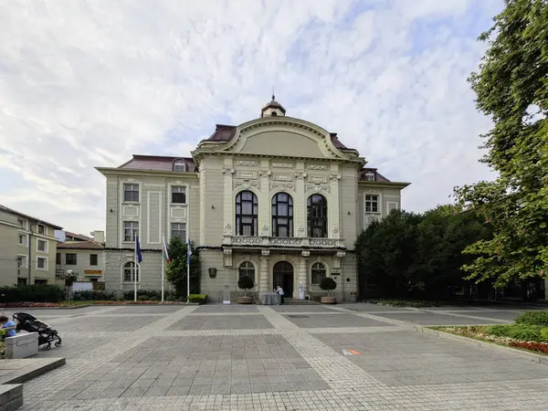 PLOVDIV, BULGARIA - 6 EYLÜL 2024: Bulgaristan 'ın Filibe kentinin şaşırtıcı Panoraması