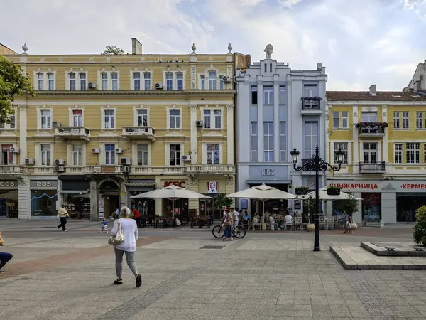 PLOVDIV, BULGARIA - 6 EYLÜL 2024: Bulgaristan 'ın Filibe kentinin şaşırtıcı Panoraması