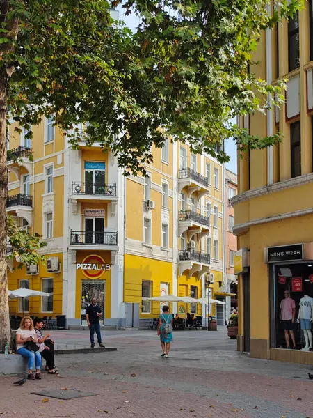 PLOVDIV, BULGARIA - 6 EYLÜL 2024: Bulgaristan 'ın Filibe kentinin şaşırtıcı Panoraması