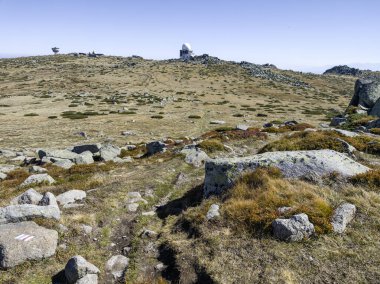 Bulgaristan 'ın Cherni Vrah zirvesi yakınlarındaki Vitosha Dağı' nın şaşırtıcı sonbahar manzarası