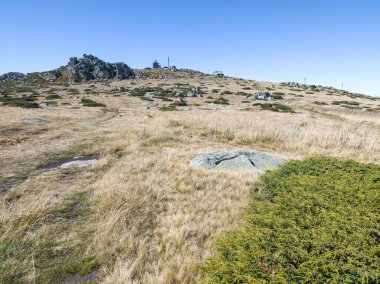 Bulgaristan 'ın Cherni Vrah zirvesi yakınlarındaki Vitosha Dağı' nın şaşırtıcı sonbahar manzarası