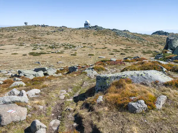 Bulgaristan 'ın Cherni Vrah zirvesi yakınlarındaki Vitosha Dağı' nın şaşırtıcı sonbahar manzarası