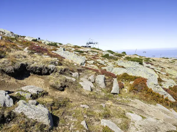 Bulgaristan 'ın Cherni Vrah zirvesi yakınlarındaki Vitosha Dağı' nın şaşırtıcı sonbahar manzarası