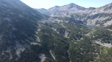 Bulgaristan 'ın Banderitsa Bölgesi yakınlarındaki Pirin Dağı' nın şaşırtıcı hava manzarası