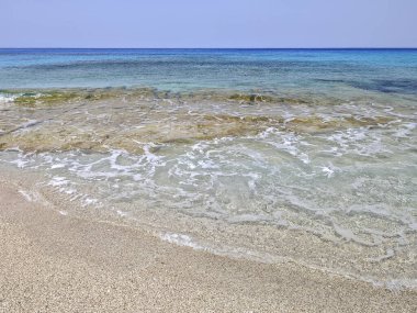 Yunanistan 'ın İyon Adaları' ndaki Agios Ioannis plajı yakınlarındaki Lefkada Panoraması