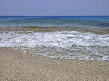 Yunanistan 'ın İyon Adaları' ndaki Agios Ioannis plajı yakınlarındaki Lefkada Panoraması