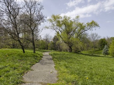 Bulgaristan 'ın Sofya kentindeki South Park' ın İnanılmaz Bahar Manzarası