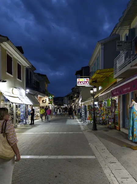 LEFKADA TOWN, GREECE - 24 Mayıs 2025: Yunanistan 'ın İyon Adaları' nın Lefkada kentinin şaşırtıcı Sunset Manzarası