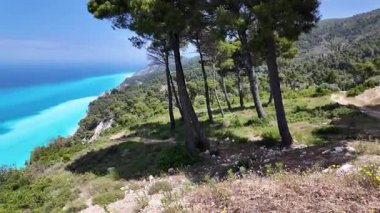 Yunanistan 'ın İyon Adaları' ndaki Egremni Sahili yakınlarındaki Lefkada Sahili 'nin Muhteşem Panoraması