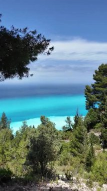 Yunanistan 'ın İyon Adaları' ndaki Egremni Sahili yakınlarındaki Lefkada Sahili 'nin Muhteşem Panoraması