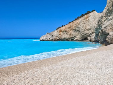 Yunanistan 'ın İyon Adaları' ndaki Porto Katsiki plajı yakınlarındaki Lefkada Sahili 'nin Muhteşem Panoraması