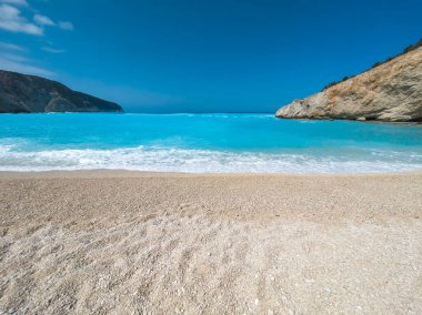 Yunanistan 'ın İyon Adaları' ndaki Porto Katsiki plajı yakınlarındaki Lefkada Sahili 'nin Muhteşem Panoraması
