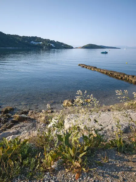Skiathos Town, Sporades, Thessaly, Yunanistan 'ın sahil sokağından Panorama