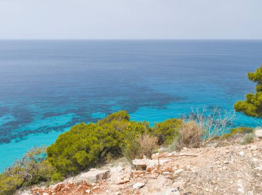 Pefkoulia plajı yakınlarındaki Lefkada 'nın muhteşem manzarası, İyon Adaları, Yunanistan