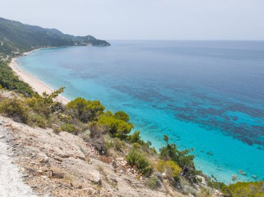 Pefkoulia plajı yakınlarındaki Lefkada 'nın muhteşem manzarası, İyon Adaları, Yunanistan