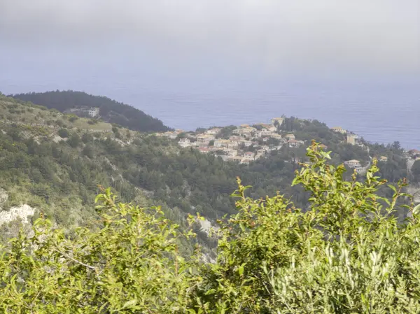 Lefkada Dağı, İyon Adaları, Yunanistan 'ın Muhteşem Bahar Manzarası