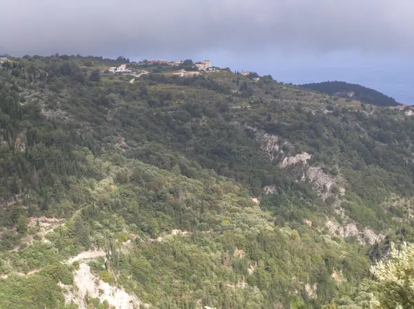Lefkada Dağı, İyon Adaları, Yunanistan 'ın Muhteşem Bahar Manzarası