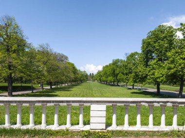 Bulgaristan 'ın Sofya kentindeki Borisova gradina (Boris Garden)' ın İnanılmaz Baharı