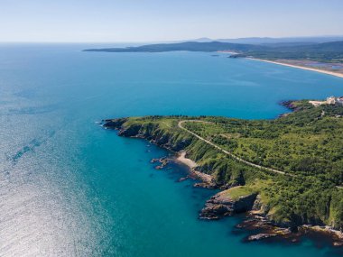 Bulgaristan 'ın Burgaz Bölgesi Smokinya Sahili yakınlarındaki Karadeniz kıyılarının hava manzarası